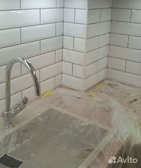 Плиточник укладка плитки