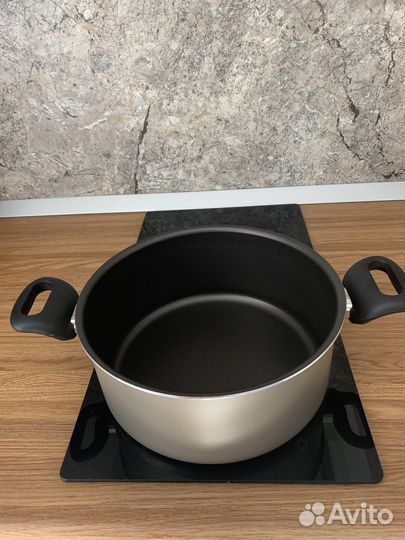 Электроплита, таз новые