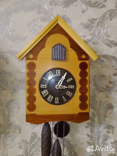 Часы с кукушкой механические
