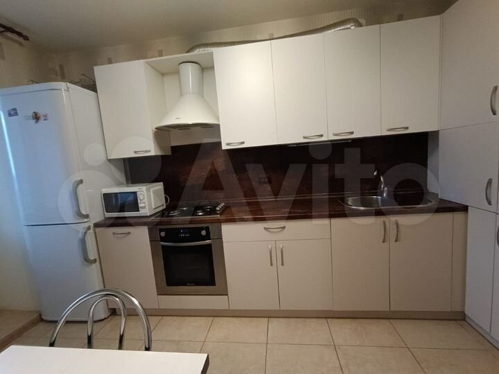 2-к. квартира, 62 м², 6/10 эт.