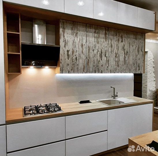 Кухни на заказ в бело коричневым цветом