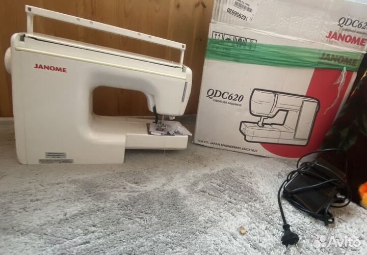 Швейная машина Janome 7524А