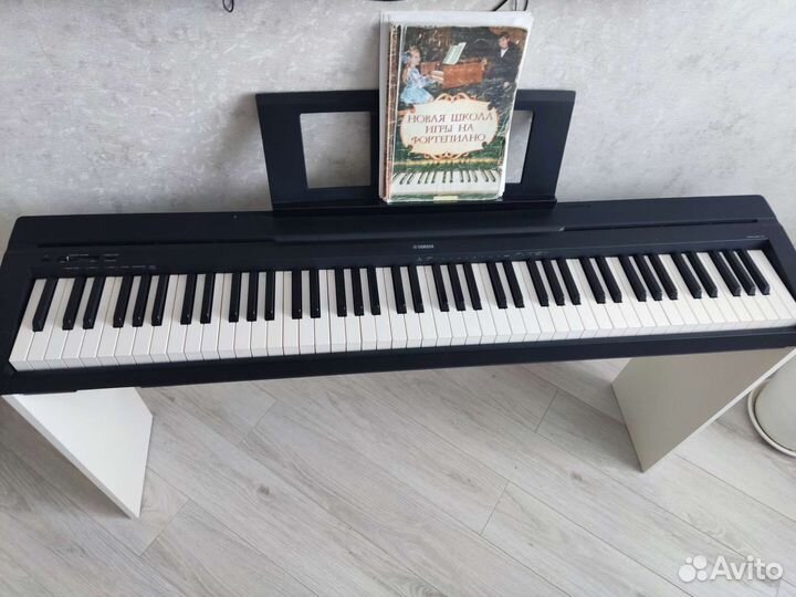 Цифровое пианино yamaha p 45b + подставка