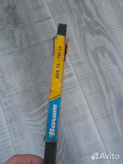 Клиновой ремень 13X750LA