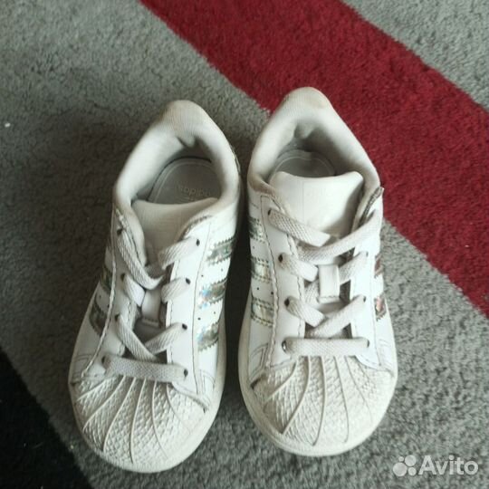 Кроссовки adidas для девочки 21 размер