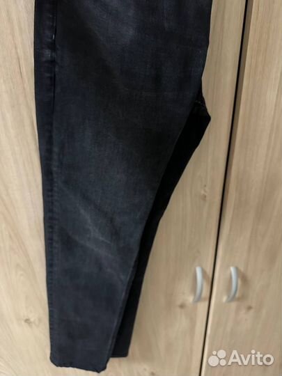 Черные джинсы Pull and Bear