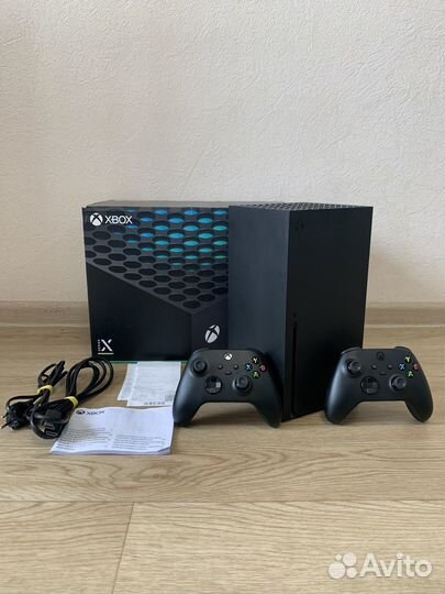 Xbox series x / 2 геймпада на гарантии