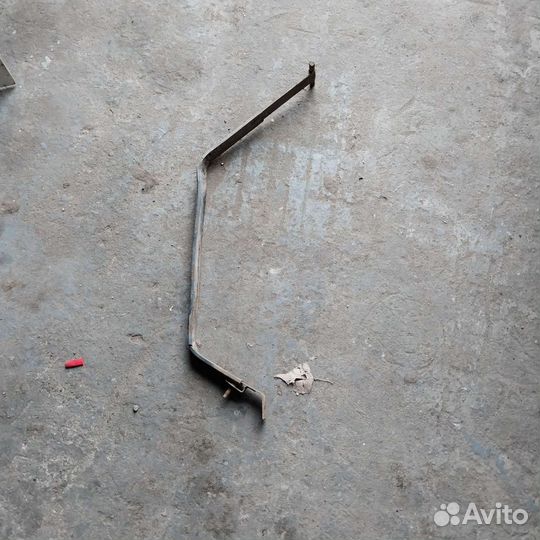 Лента крепления бака mitsubishi outlander xl