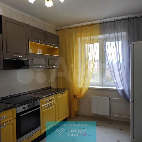 1-к. квартира, 35 м², 10/16 эт.