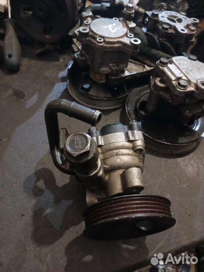 Насос гидроусилителя руля Hyundai Getz 2002-2010