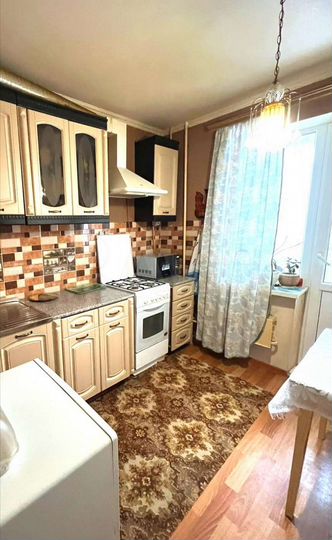 3-к. квартира, 76 м², 1/5 эт.
