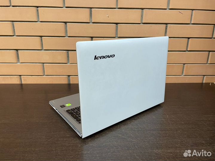 Ноутбук Lenovo/i7-4/12Гб/GT740M-2Гб/Full HD/SSD