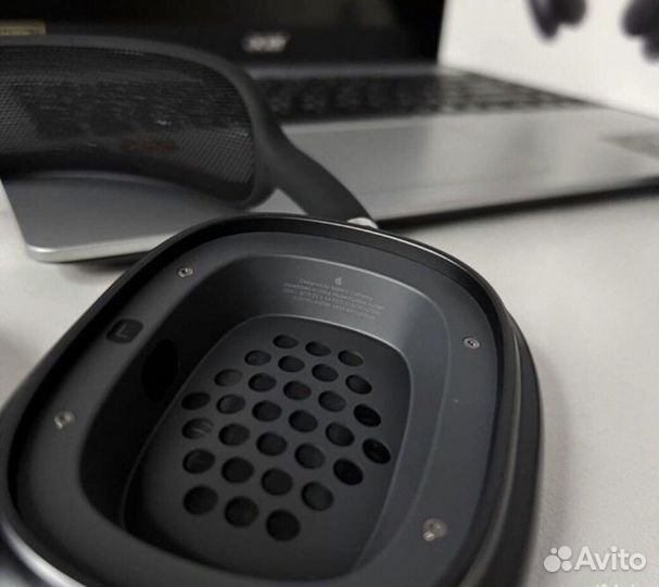 Apple AirPods Max Малайзия 