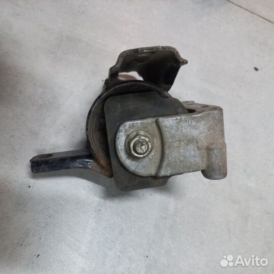 Подушка двигателя правая Mitsubishi Asx
