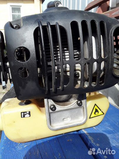 Триммер бензиновый бу Интерскол