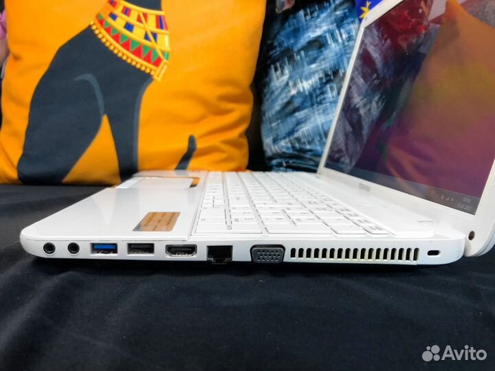 Ноутбуки Toshiba на i7+ Intel HD с гарантией