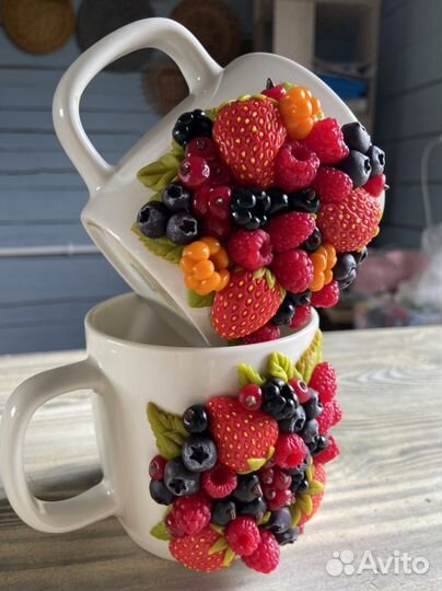 Кружка с декором из полимерной глины