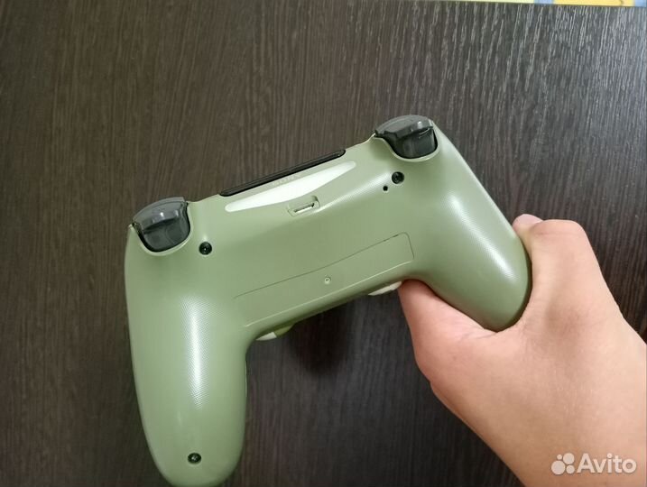 Sony playstation 4 slim