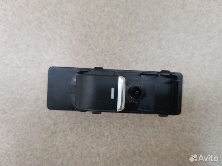 Кнопка стеклоподъёмника задняя левая Mazda 6 GJ