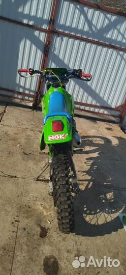 Kawasaki kdx 200
