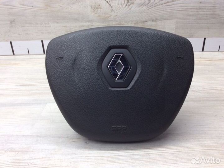 Подушка безопасности в рулевое колесо Renault