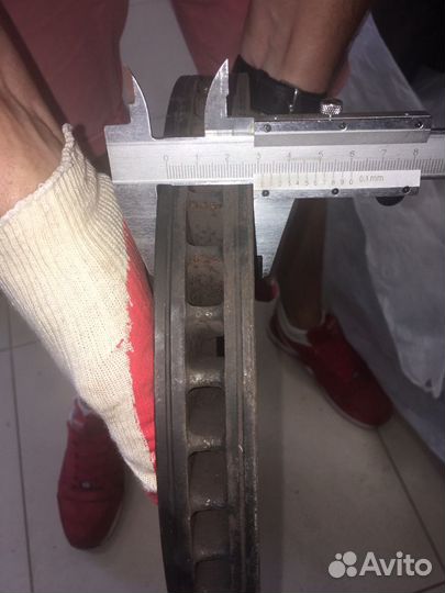 Lexus SC430, GS тормозные диски и колодки комплек