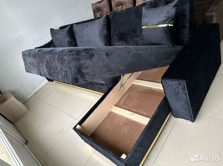 Диван угловой раскладной в наличии