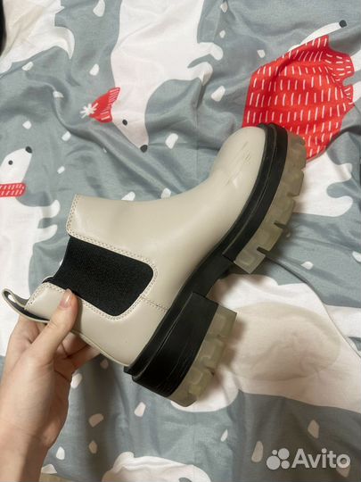Обувь женская 37 размер