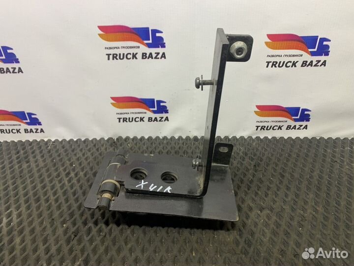 1659838 Петля спальника правая Daf XF105, Daf XF95