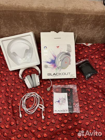 Наушники Zet gaming blackout белые