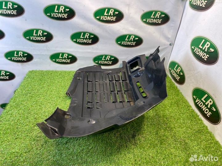 Подкрылок передний правый Land Rover Range Rover
