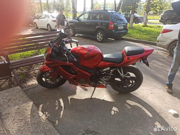 Honda CBR600F4i