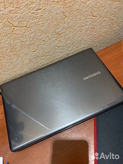 Ноутбук samsung np355v5c