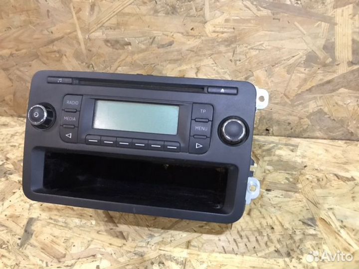 Магнитола Skoda Rapid седан 1.6 2014