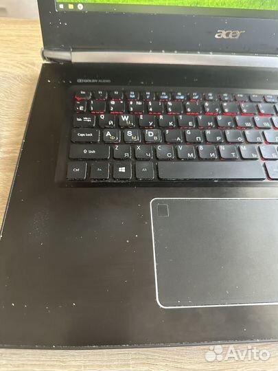 Acer nitro 17.3 geforce GTX1050Ti 16gb I5 7300H
