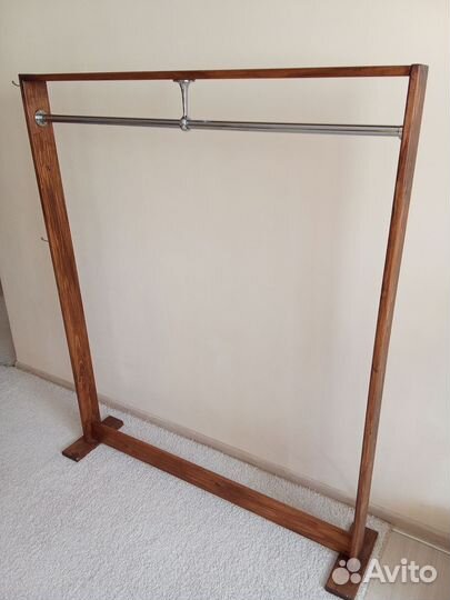 Вешалка напольная