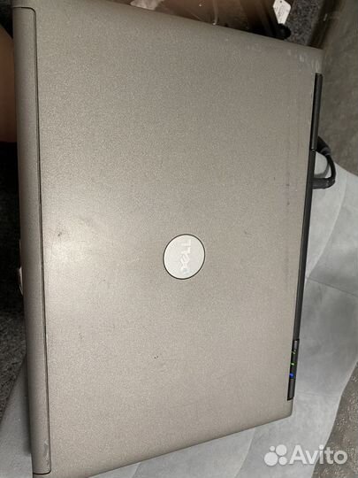 Ноутбук dell latitude D 620
