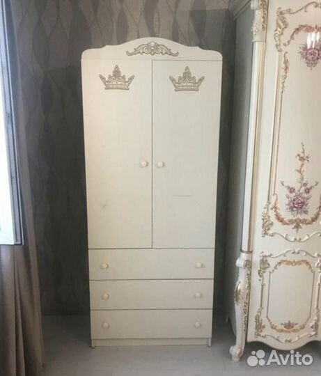 Шкаф детский двухсекционный