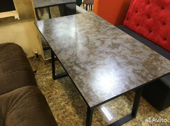 Столы для гостиниц