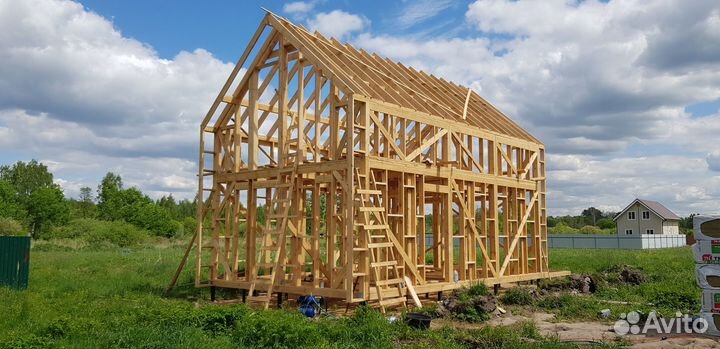 Требуется плотник или бригада