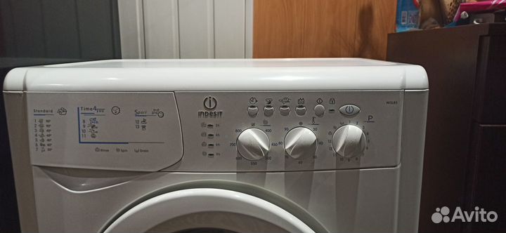 Стиральная машина бу indesit wisl85