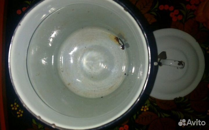 Бидоны однотонные и с рисунком (СССР)