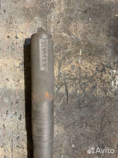 Съёмник направляющей клапана Cummins