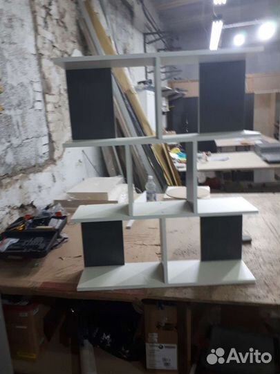 Полка настенная навесная