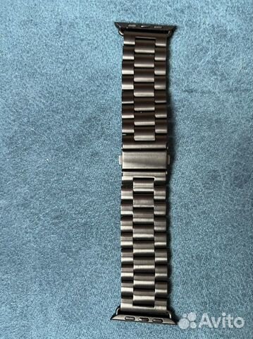 Металлический ремешок на часы apple watch