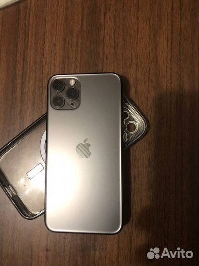 iPhone 11 Pro, 256 ГБ