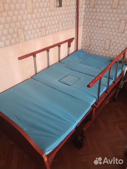 Кровать для лежачих больных с электроприводом