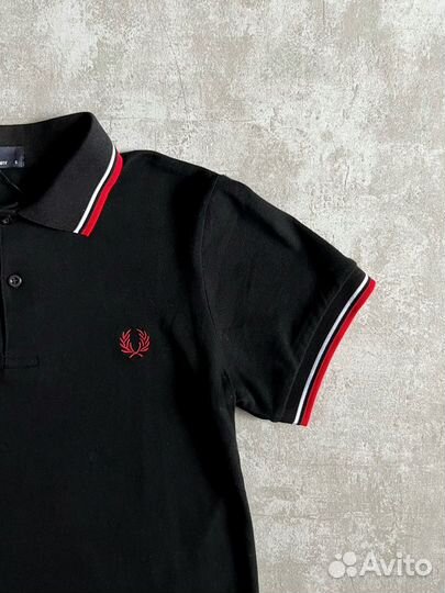 Поло Fred Perry