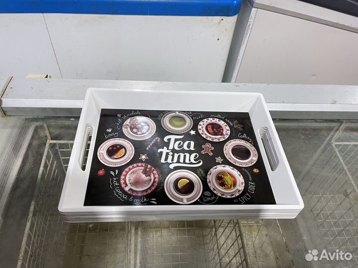 Поднос пластиковый с ручками 39/28 см