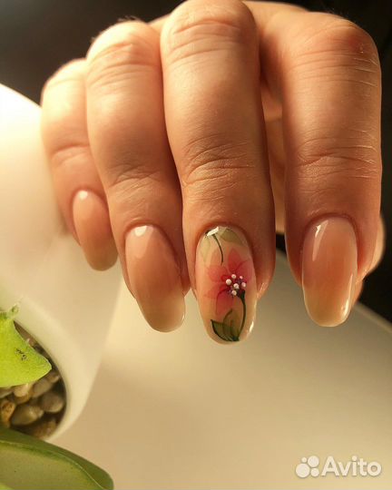 Маникюр, Коррекция гелем